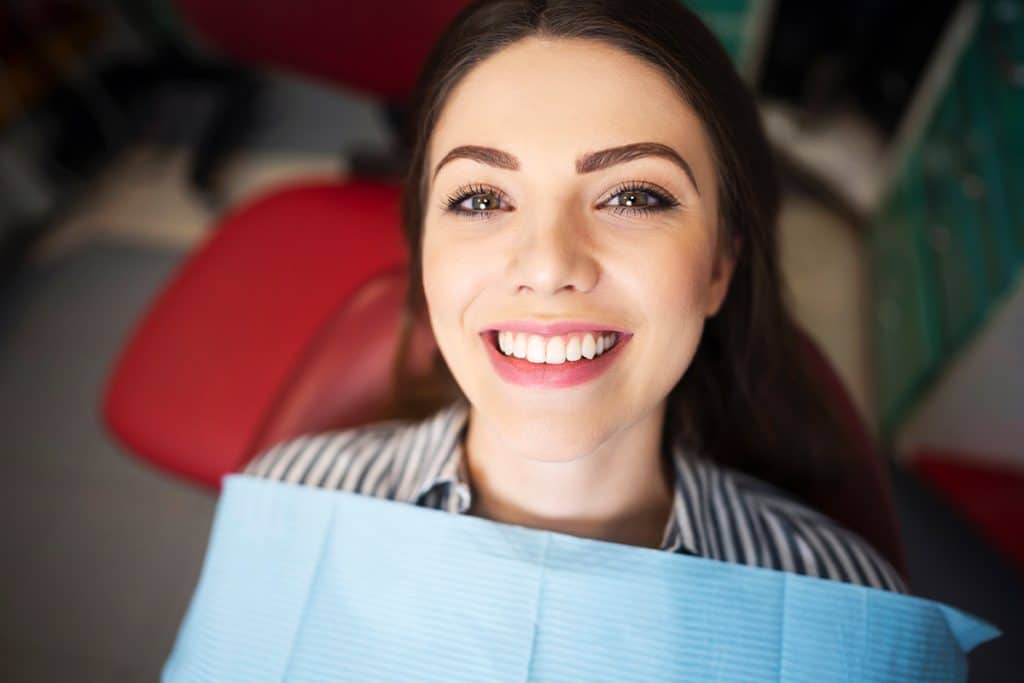 Professional Teeth Whitening Vs. Over The Counter Treatments